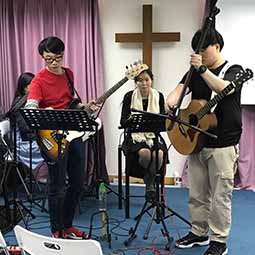 The 440 Worship Team @ Teen Aids