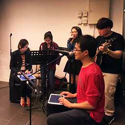 The 440 Worship Team @ EFCC 