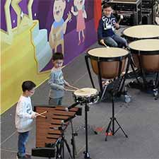 Percussion Ensemble Xylophone Snare Drum Timpani Music Performance Shopping Mall